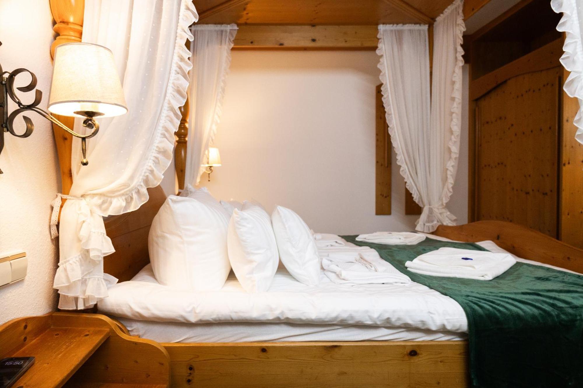Hotel Zum See, Titisee Kültér fotó
