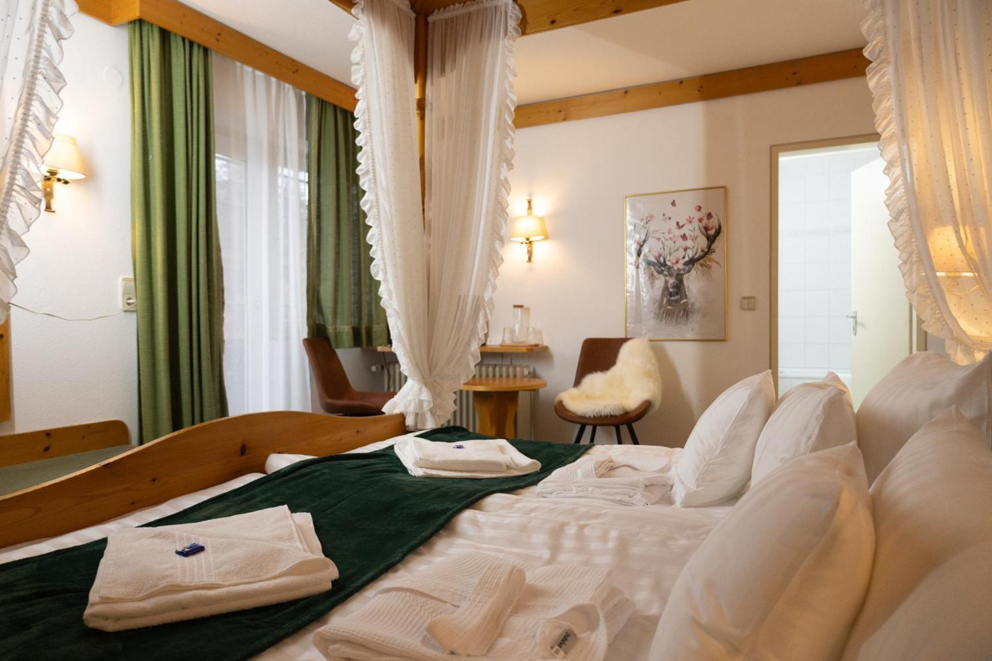 Hotel Zum See, Titisee Kültér fotó