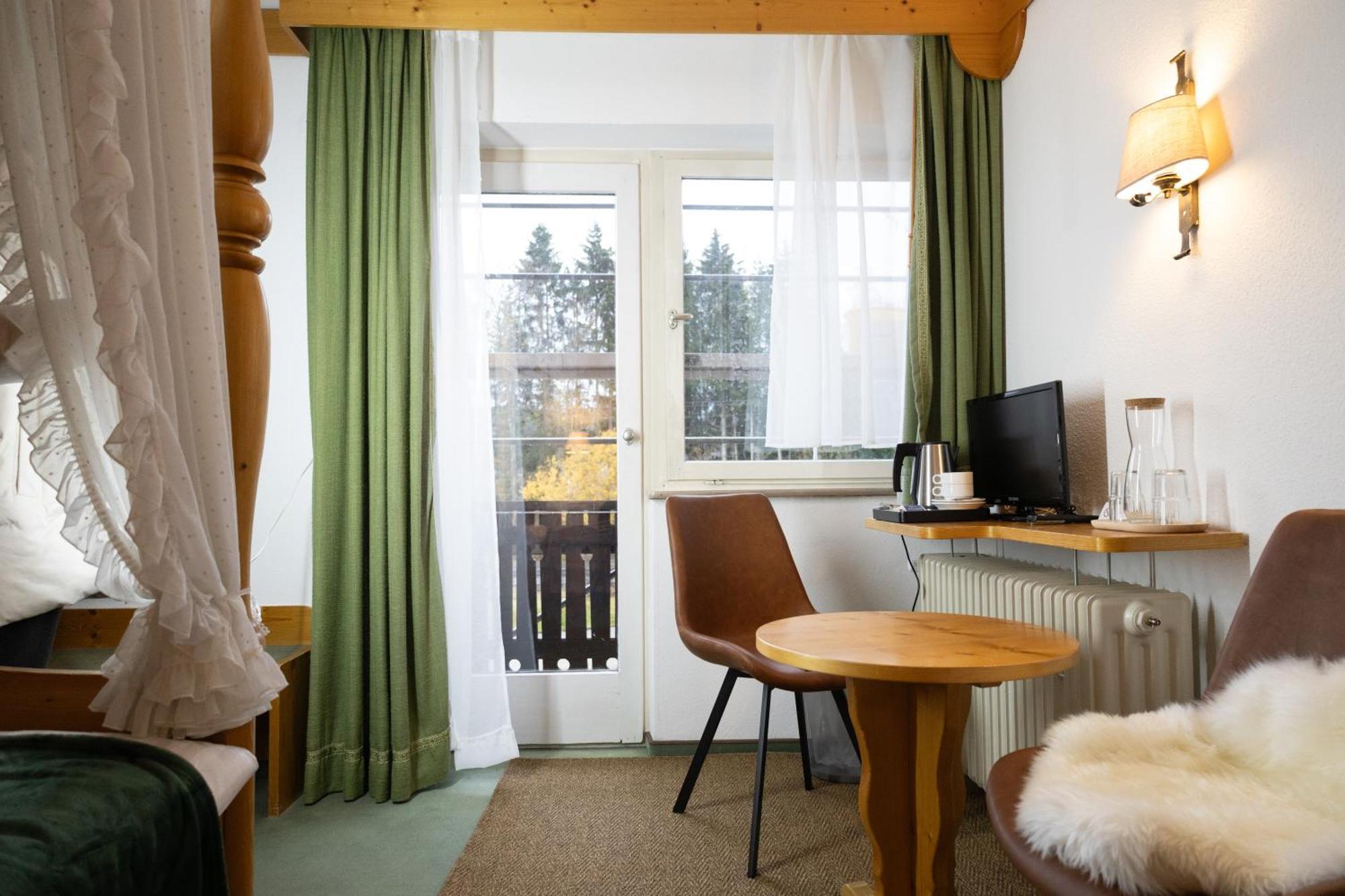 Hotel Zum See, Titisee Kültér fotó
