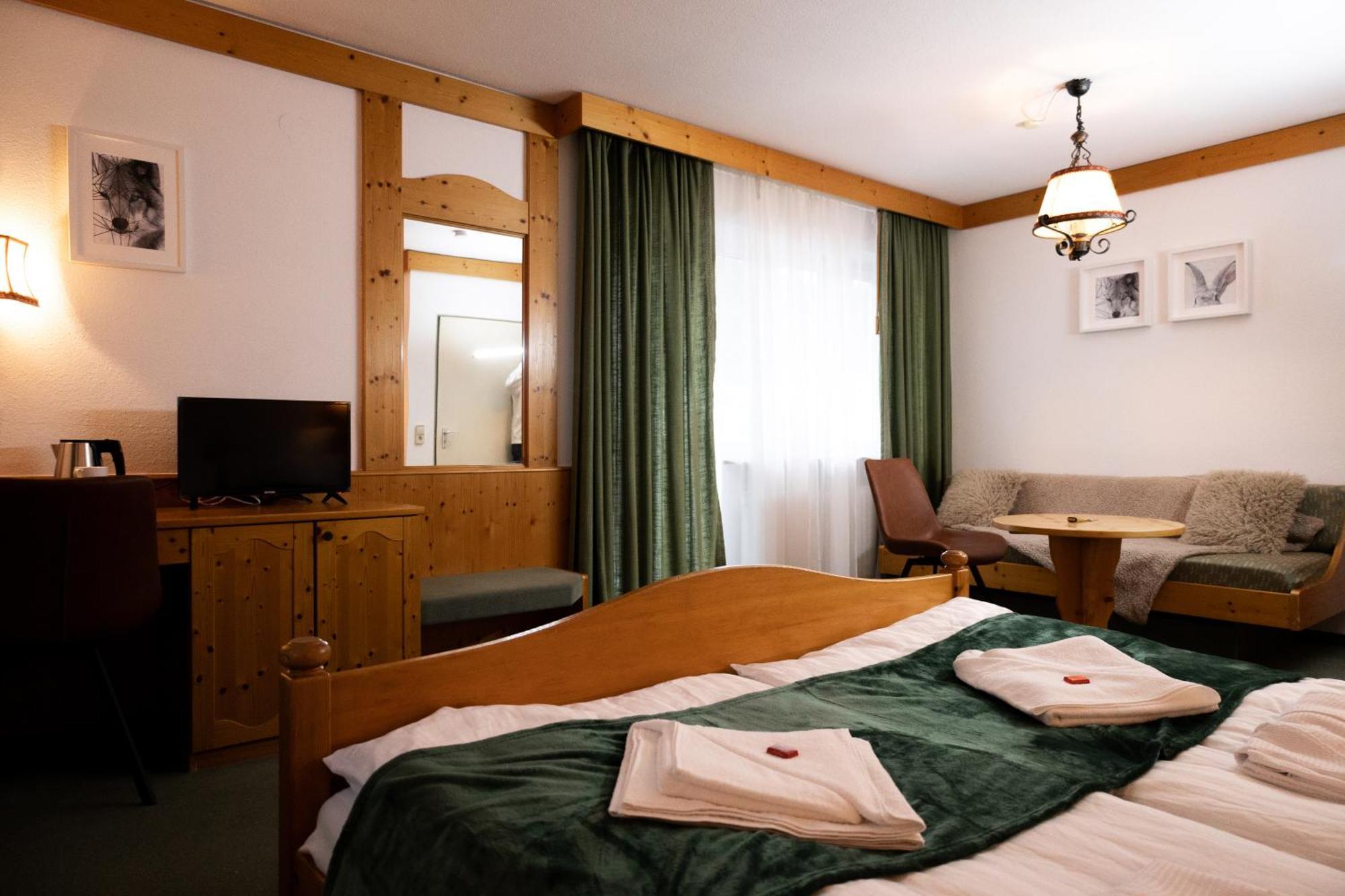 Hotel Zum See, Titisee Kültér fotó