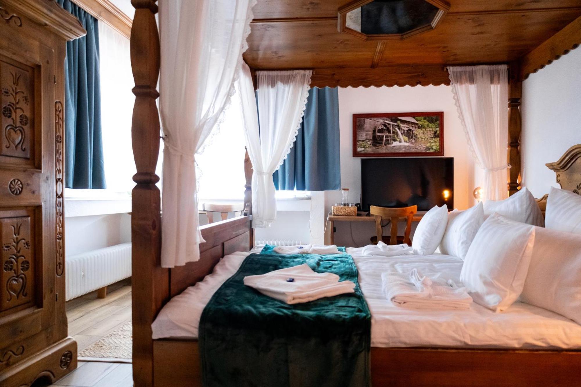 Hotel Zum See, Titisee Kültér fotó
