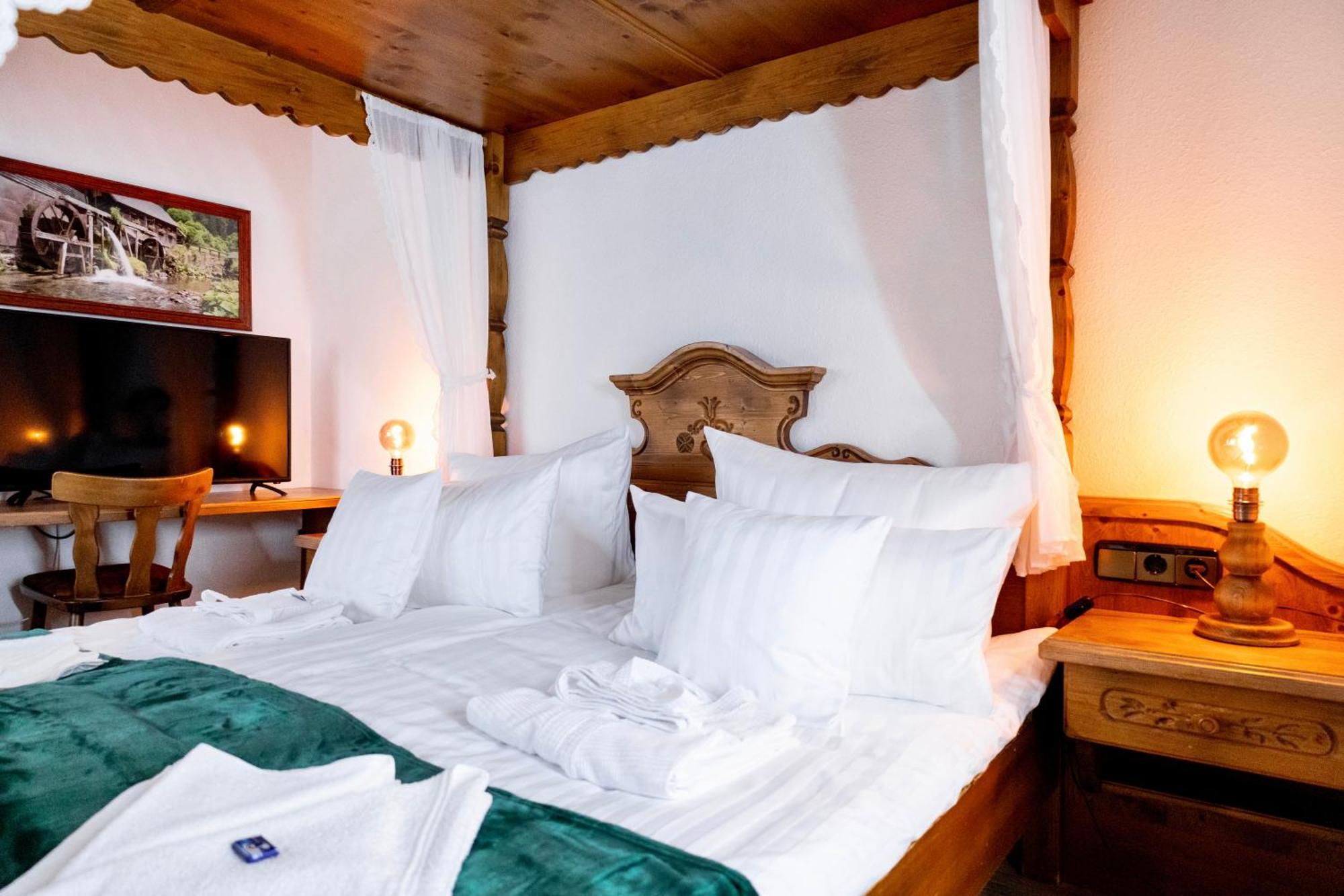 Hotel Zum See, Titisee Kültér fotó